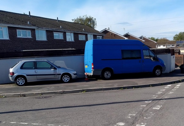 Abandoned vehicles in Bredon, Yate