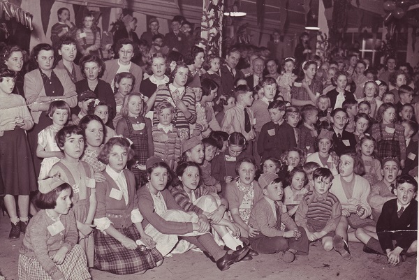 Newman's Christmas Children's Party c1957